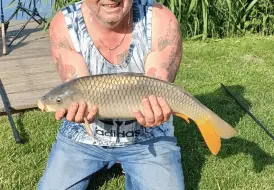 Lakeside Fishing Retreats.png 10